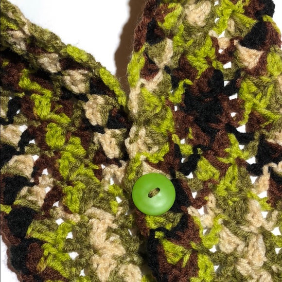 Neck warmer scarf hand crochet fasten with button - Picture 3 of 6